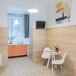 Smart біля оперного театру *