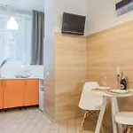 Smart біля оперного театру Apartmán