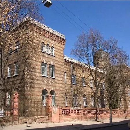 Smart біля оперного театру Lviv