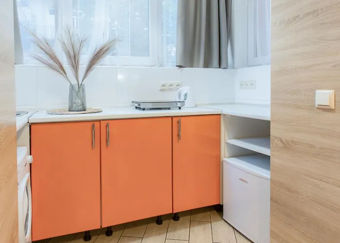 Smart біля оперного театру * Leópolis